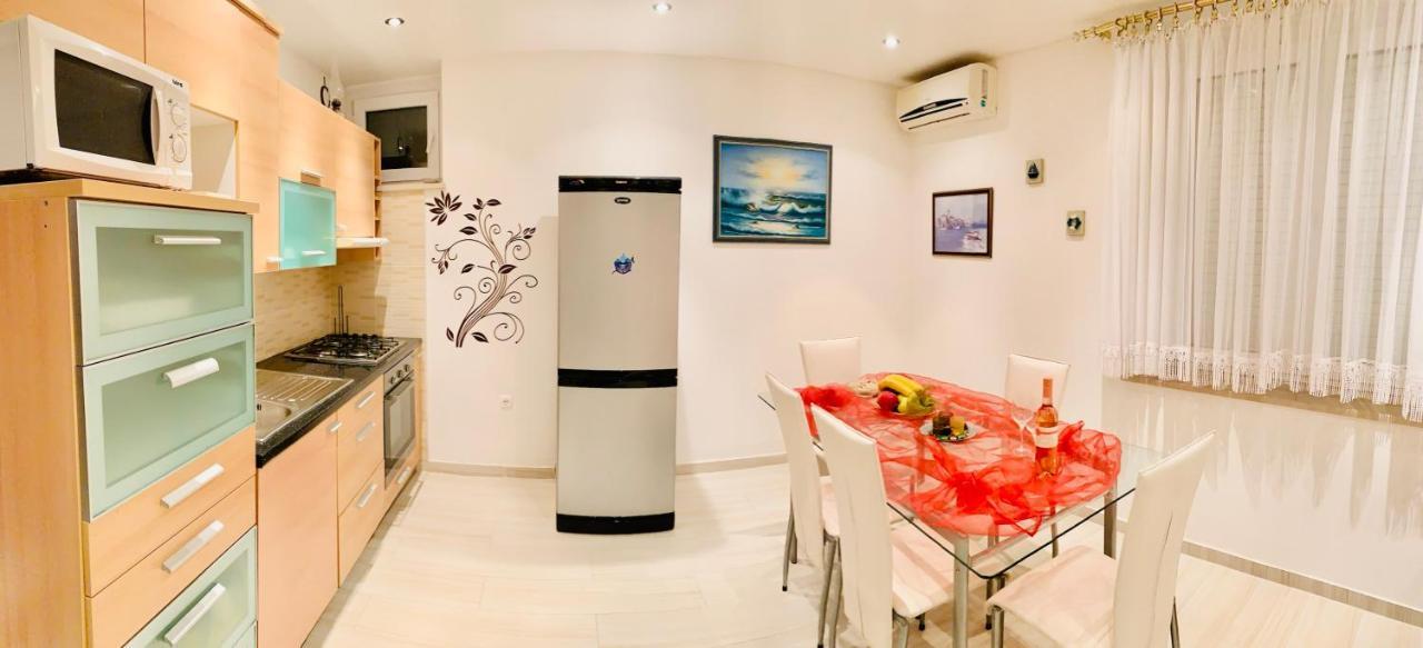 Apartment Marina Senj Сен Екстериор снимка